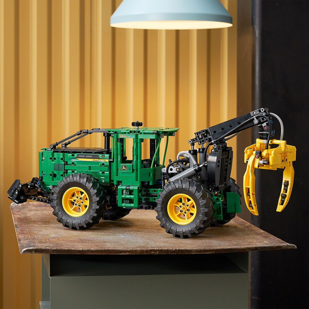 Technic™ John Deere 948L-II Skidder