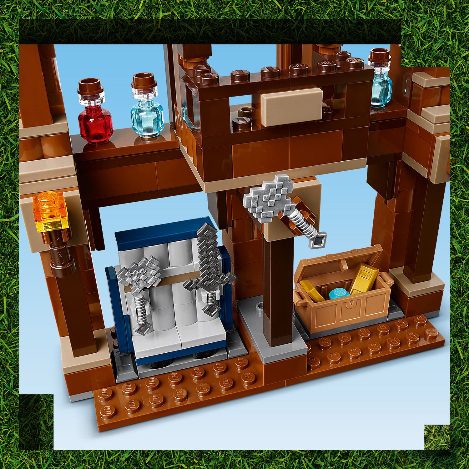 Minecraft® Woodland Mansion Fighting Ring