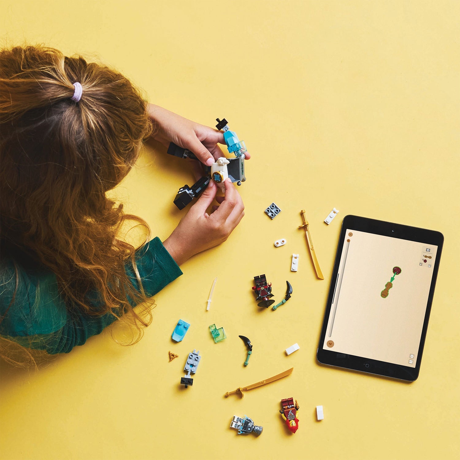 NINJAGO® Zane’s Battle Suit Mech