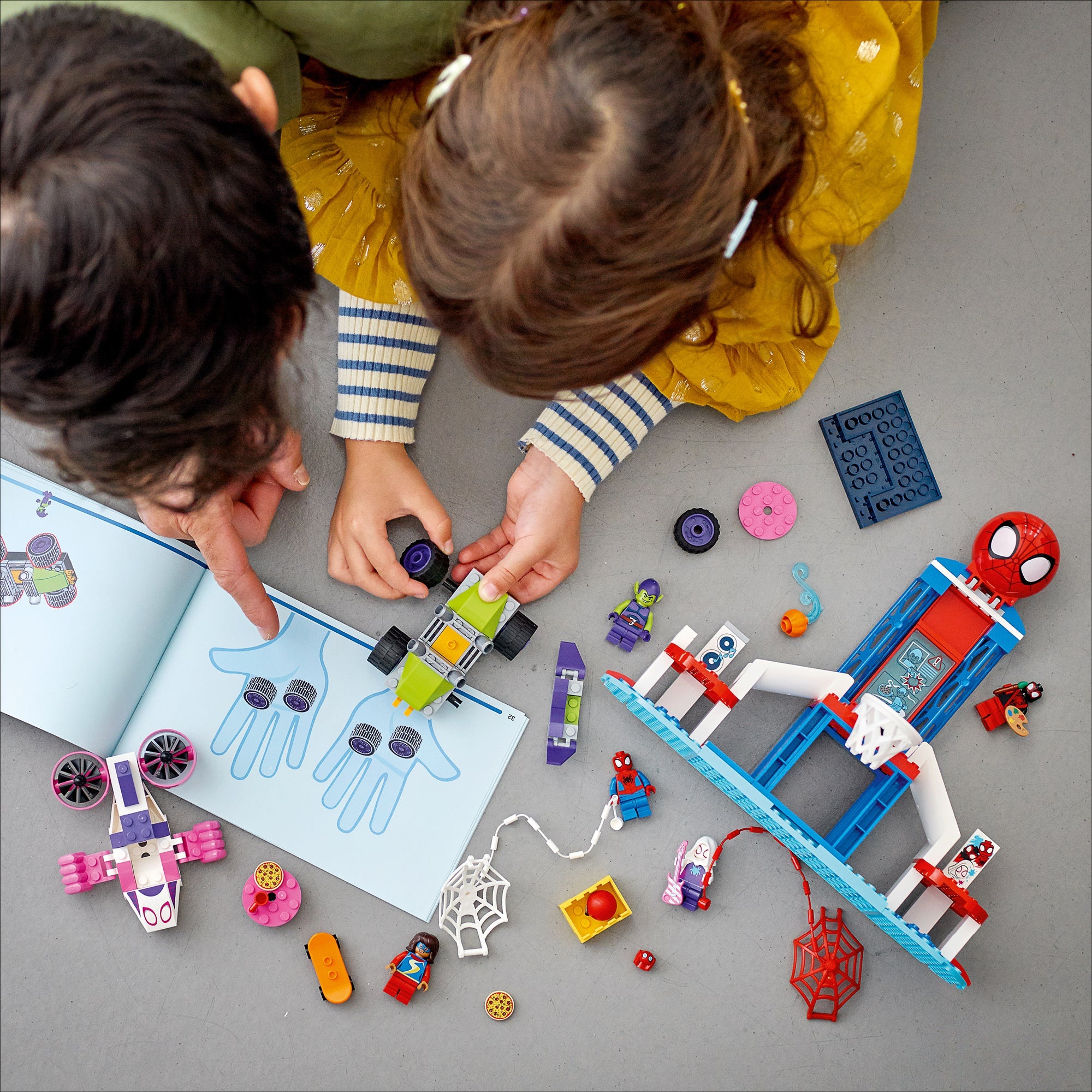 Marvel Spider-Man Webquarters Hangout