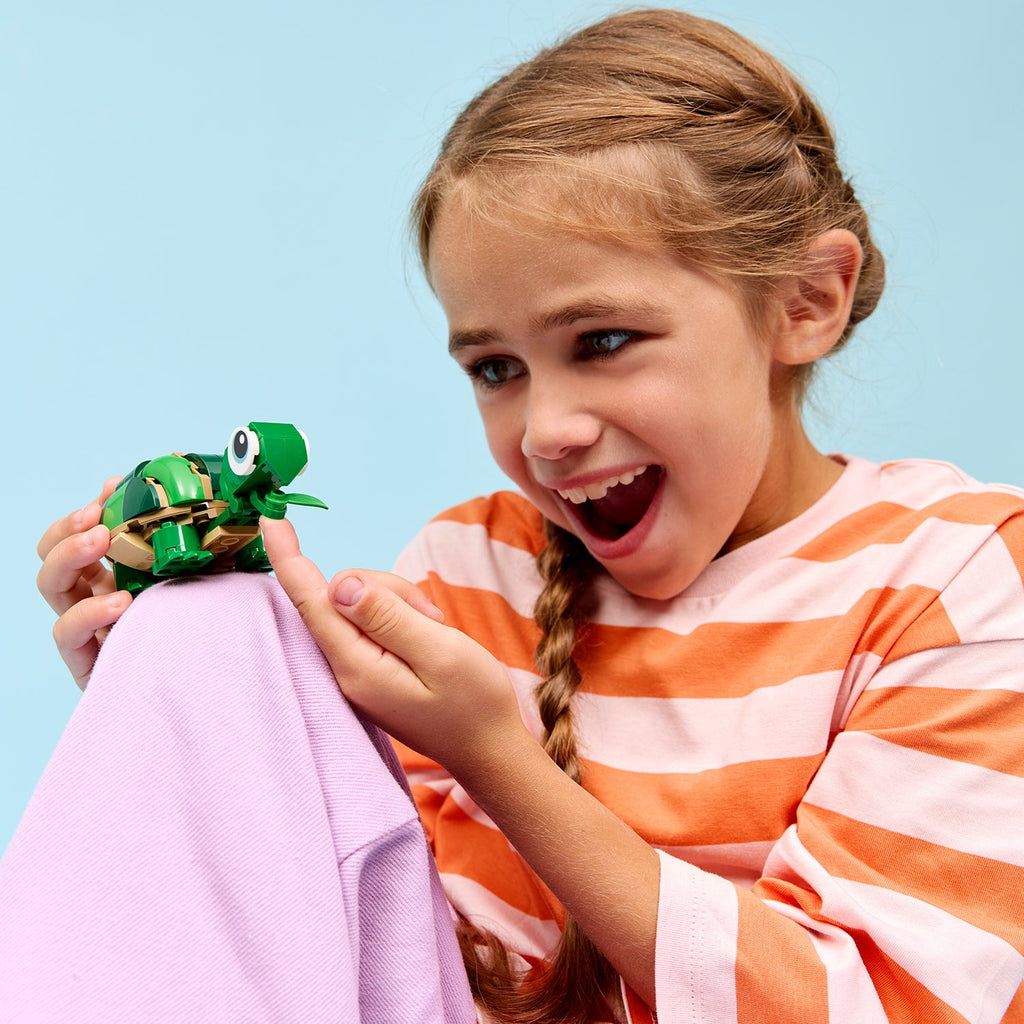 Creator 3-in-1 Turtle with a Water Lily Flower