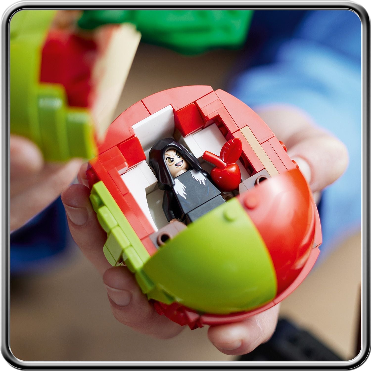 Disney™ Villain Icons