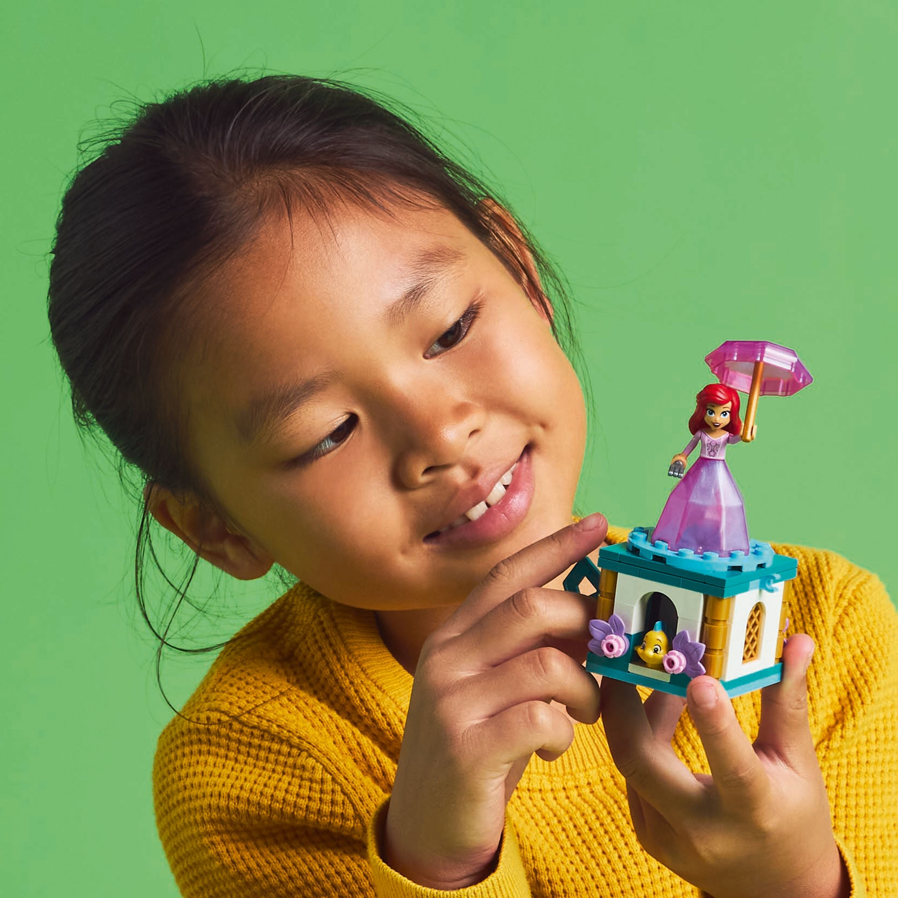 Disney™ Twirling Ariel