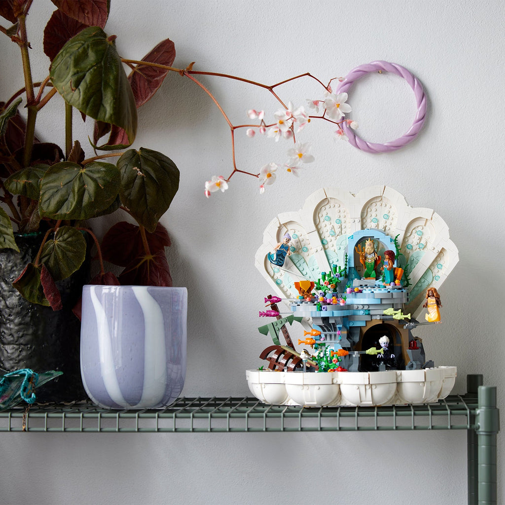 Disney™ The Little Mermaid Royal Clam Shell