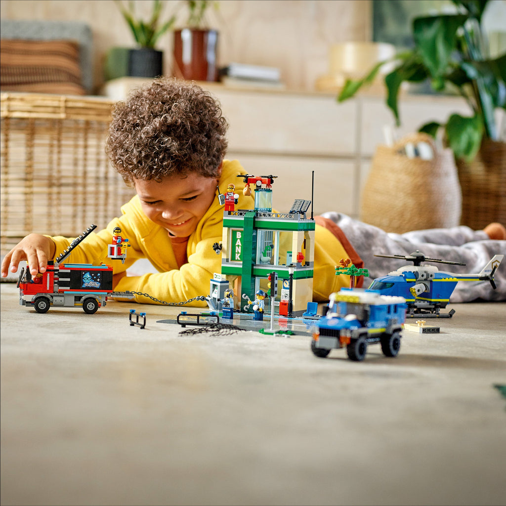 City Police Chase at the Bank