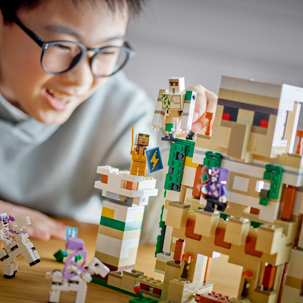 Minecraft™ The Iron Golem Fortress