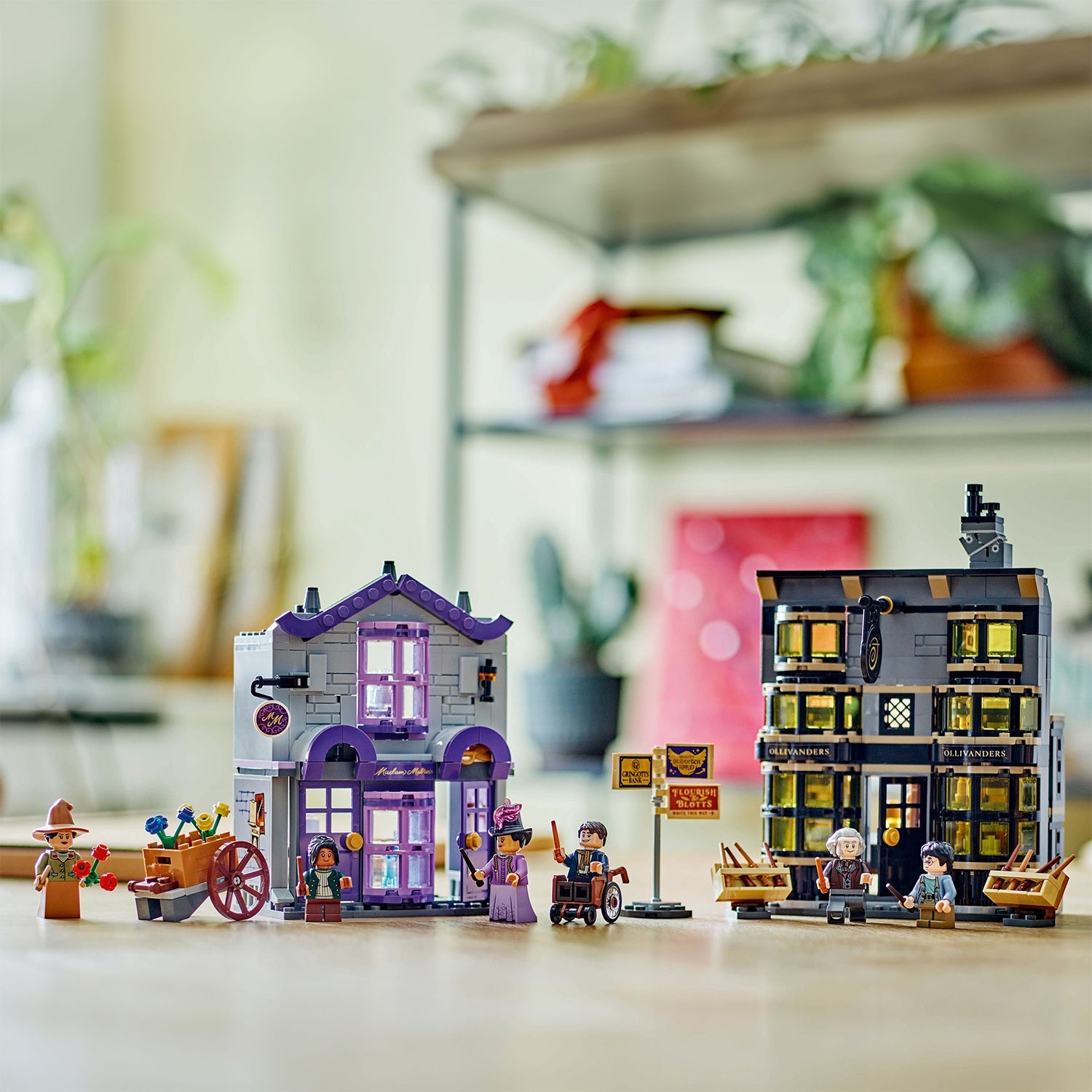 Harry Potter™ Ollivanders™ & Madam Malkin's Robes