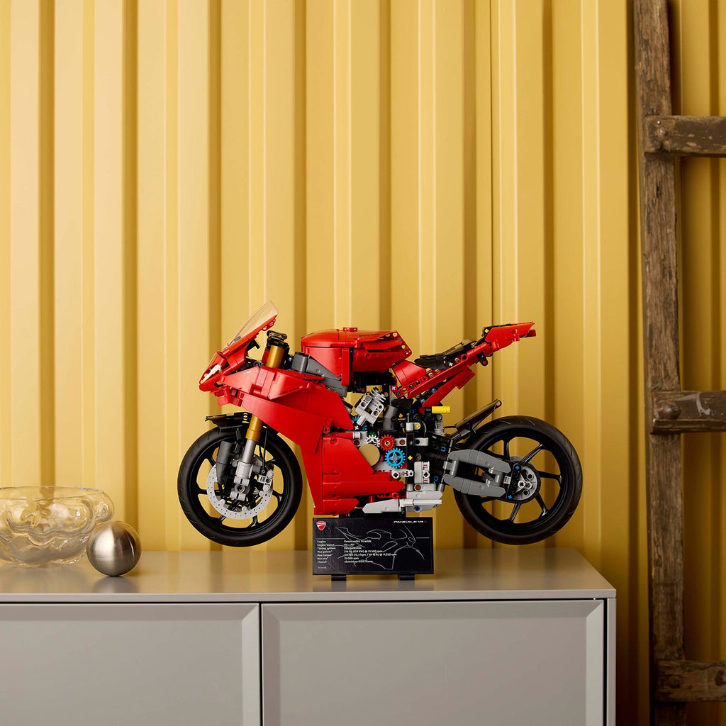 Technic Ducati Panigale V4 S Motorcycle
