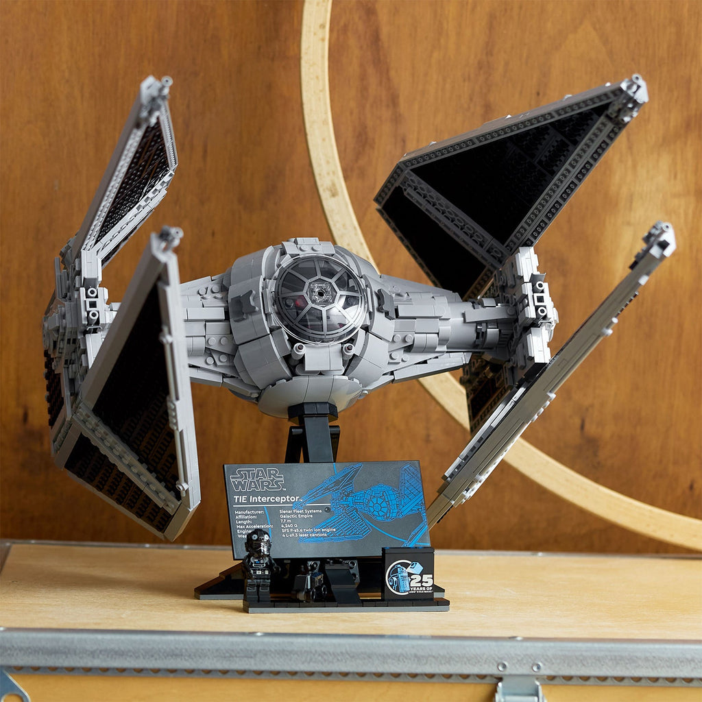 Star Wars™ TIE Interceptor™
