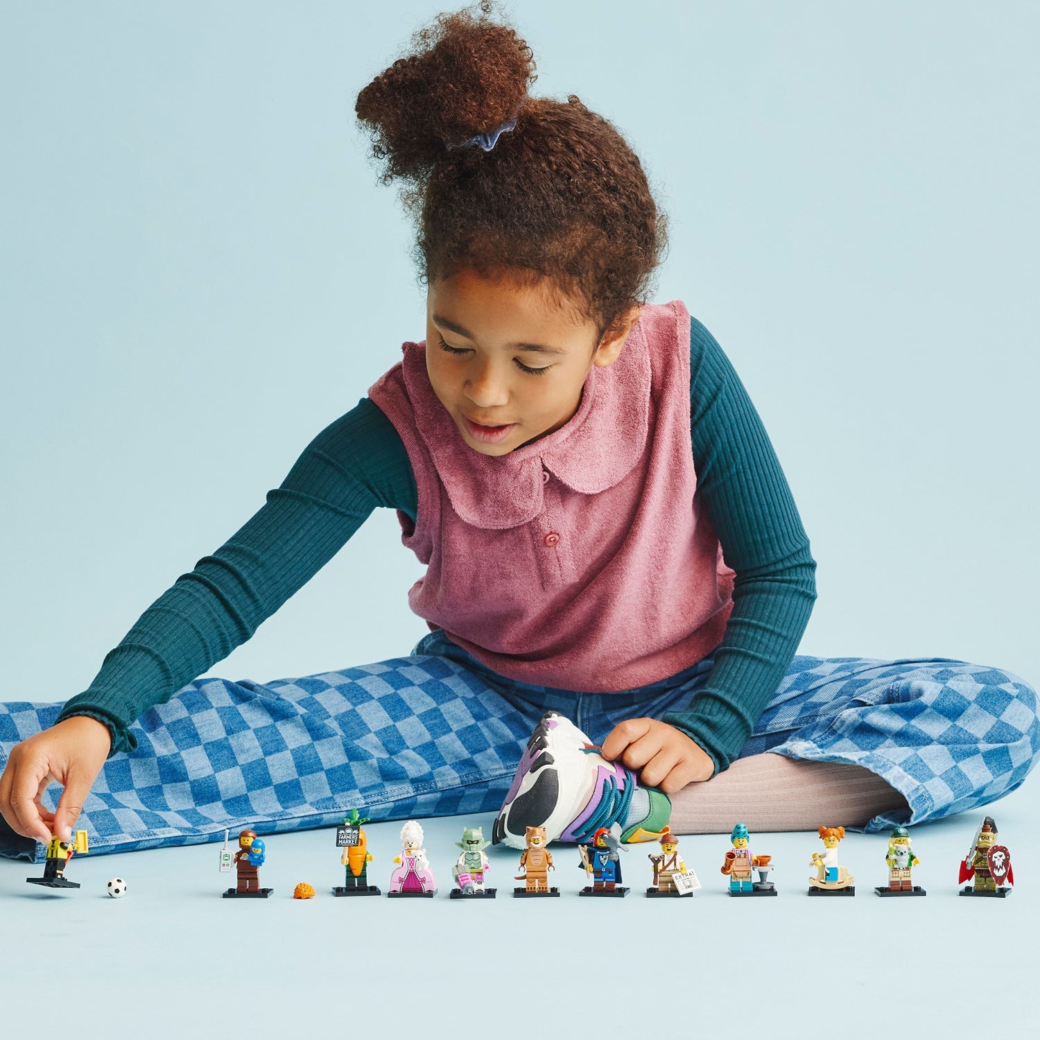 Minifigures Series 24