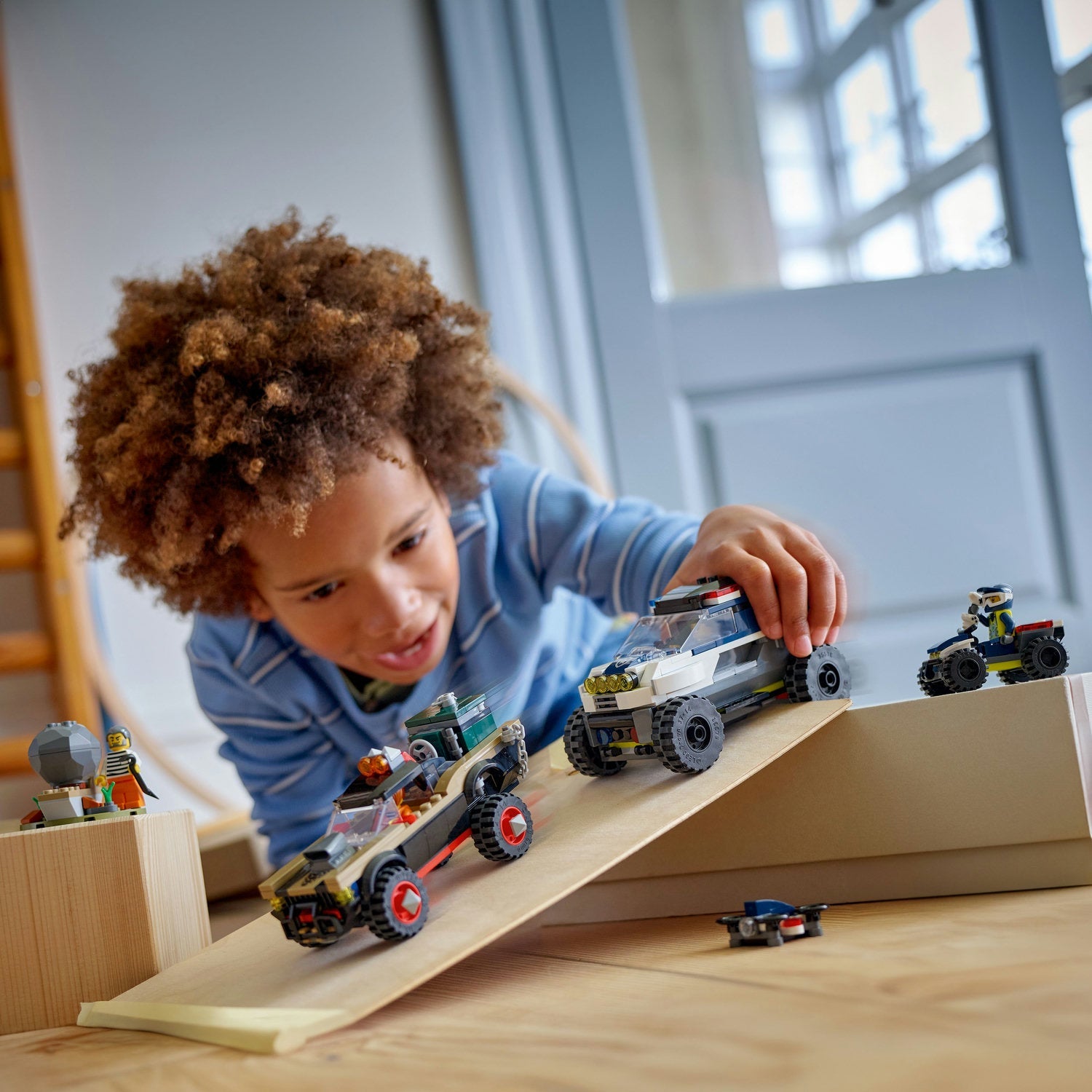 City Off-Road Police Car Chase