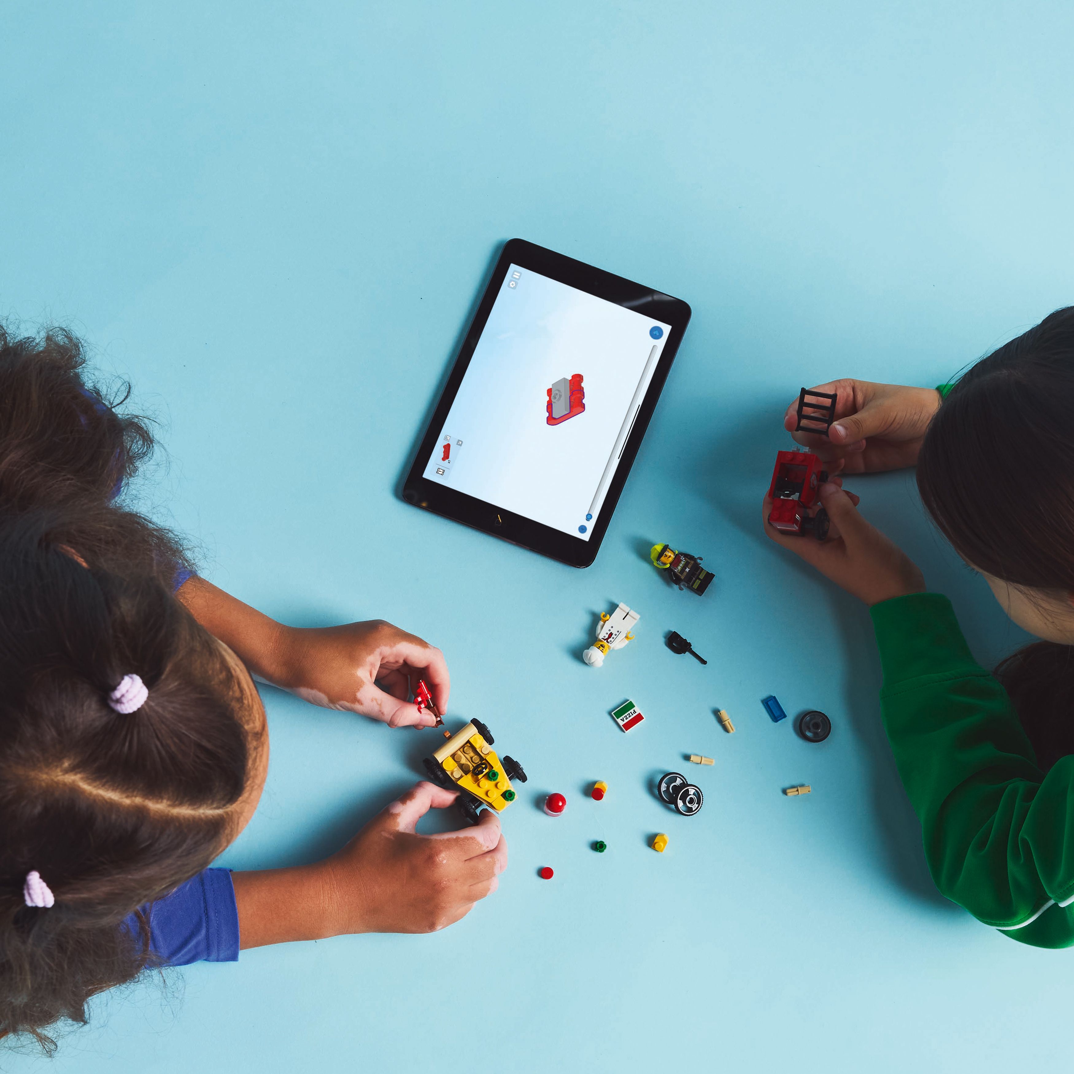 City Pizza vs. Fire Truck Race Car Pack