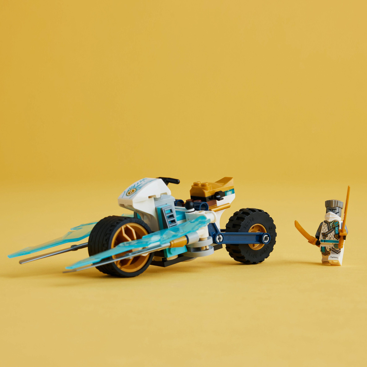 NINJAGO® Zane's Ice Motorcycle
