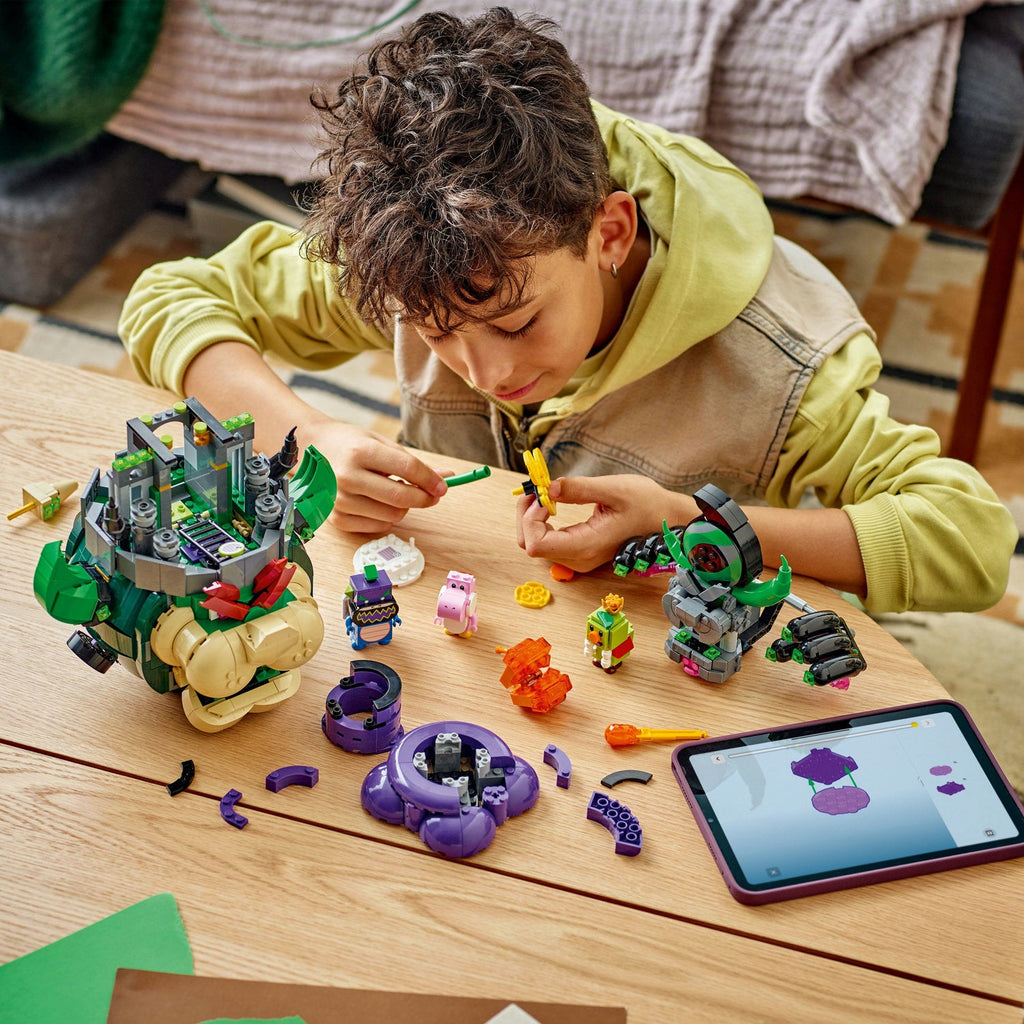 Super Mario™ Prince Florian & Castle Bowser