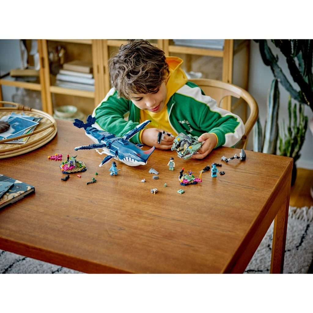 Avatar™ Payakan the Tulkun & Crabsuit