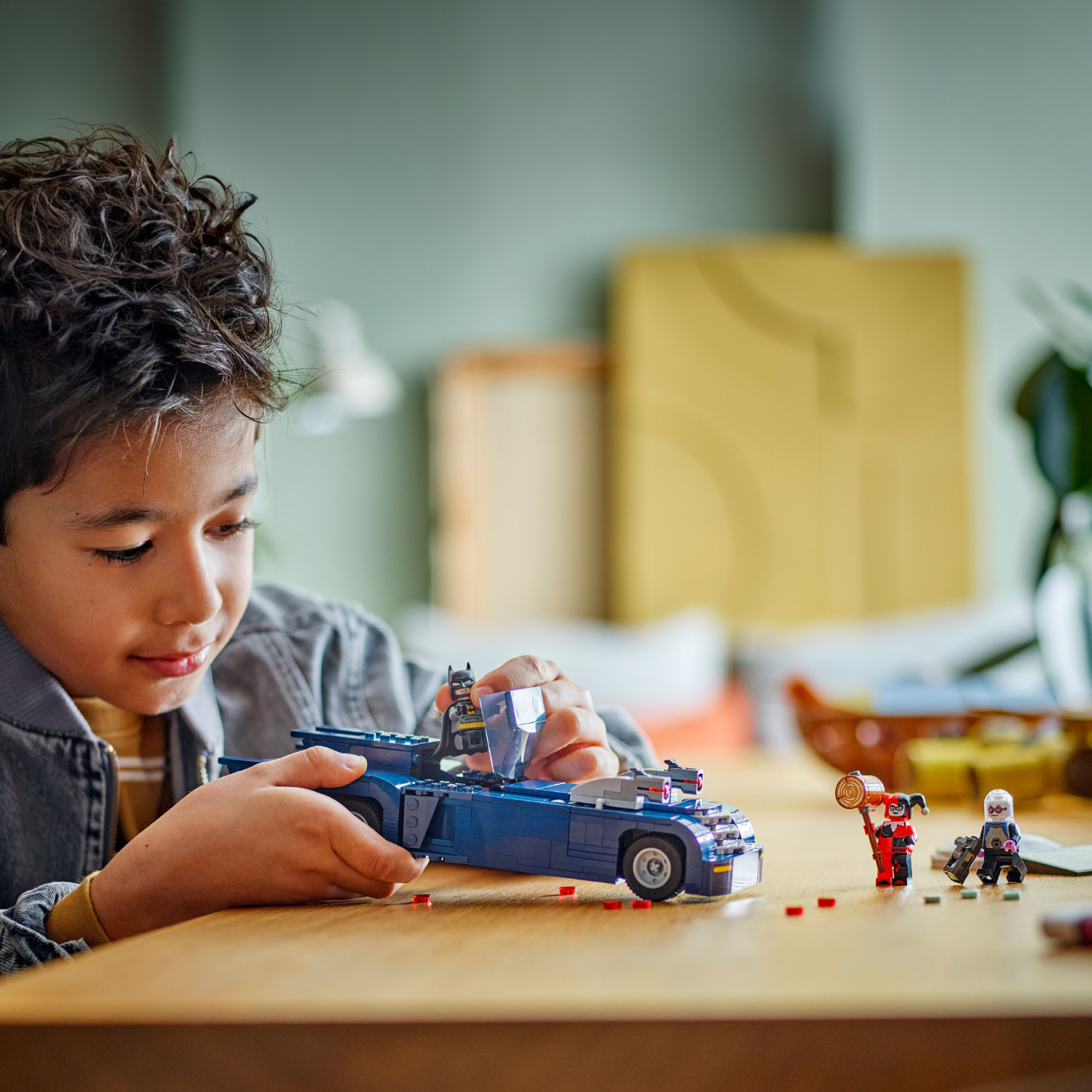 DC Batman™: Batman™ with the Batmobile™ vs. Harley Quinn™ and Mr. Freeze™