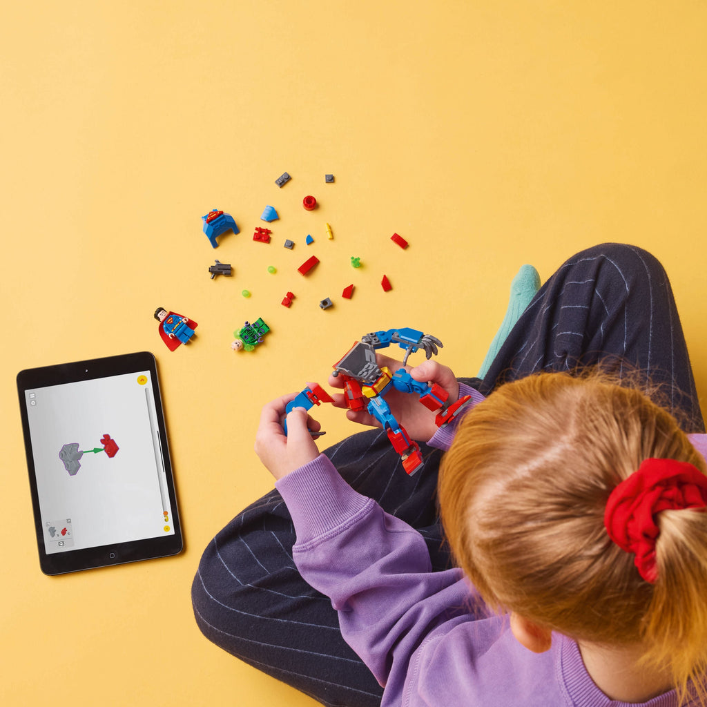 DC Superman™ Mech vs. Lex Luthor™