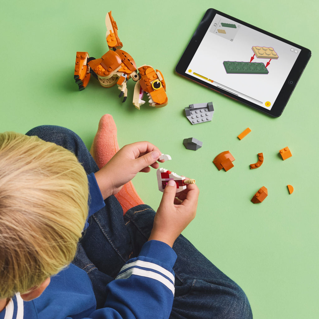 Jurassic World™ Little Eatie: T. rex