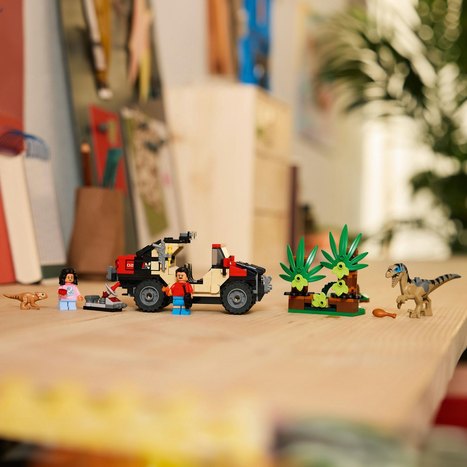 Jurassic World Raptor Off-Road Escape