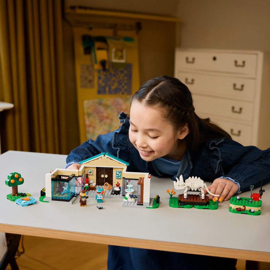 Animal Crossing™ Blathers’s Museum Collection