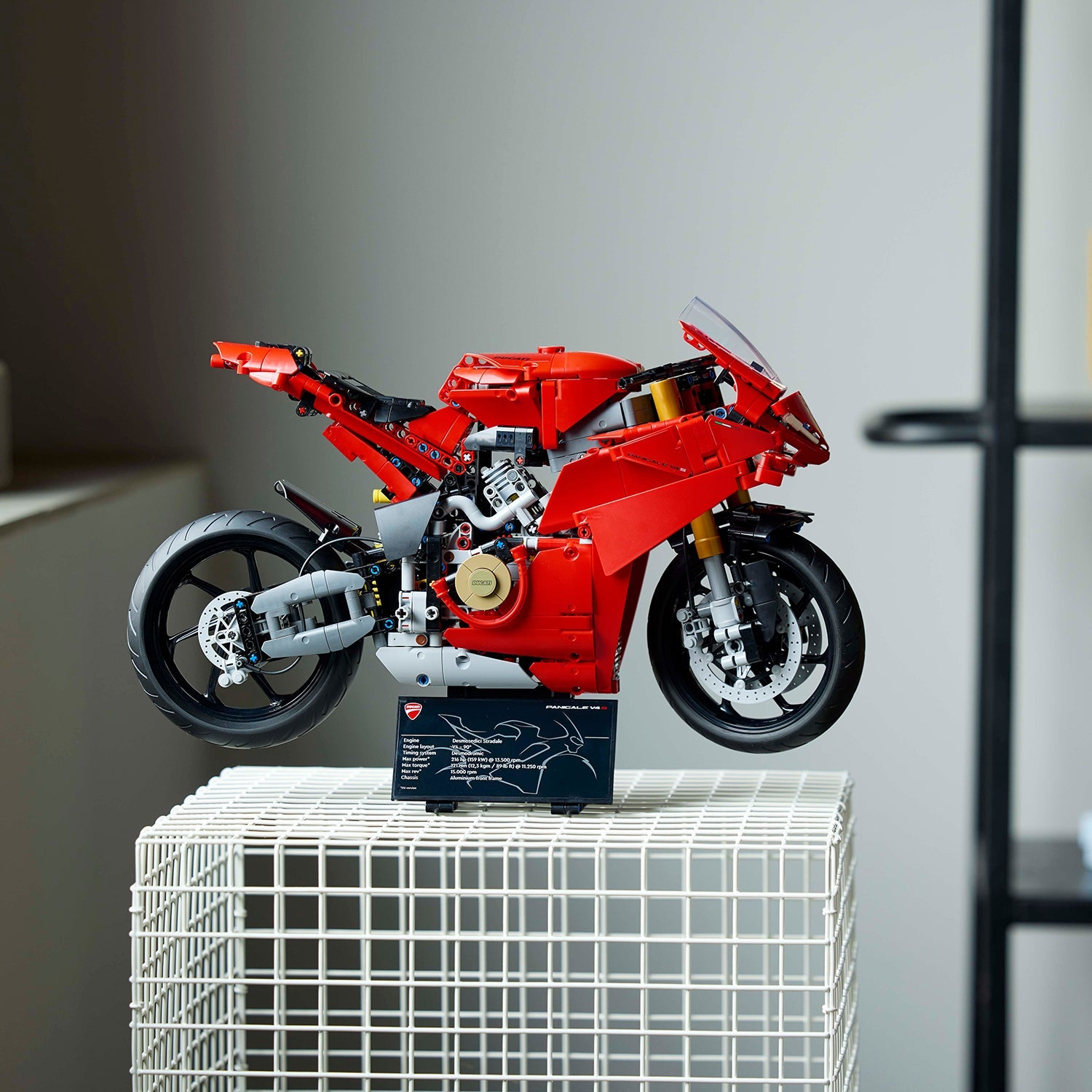 Technic Ducati Panigale V4 S Motorcycle