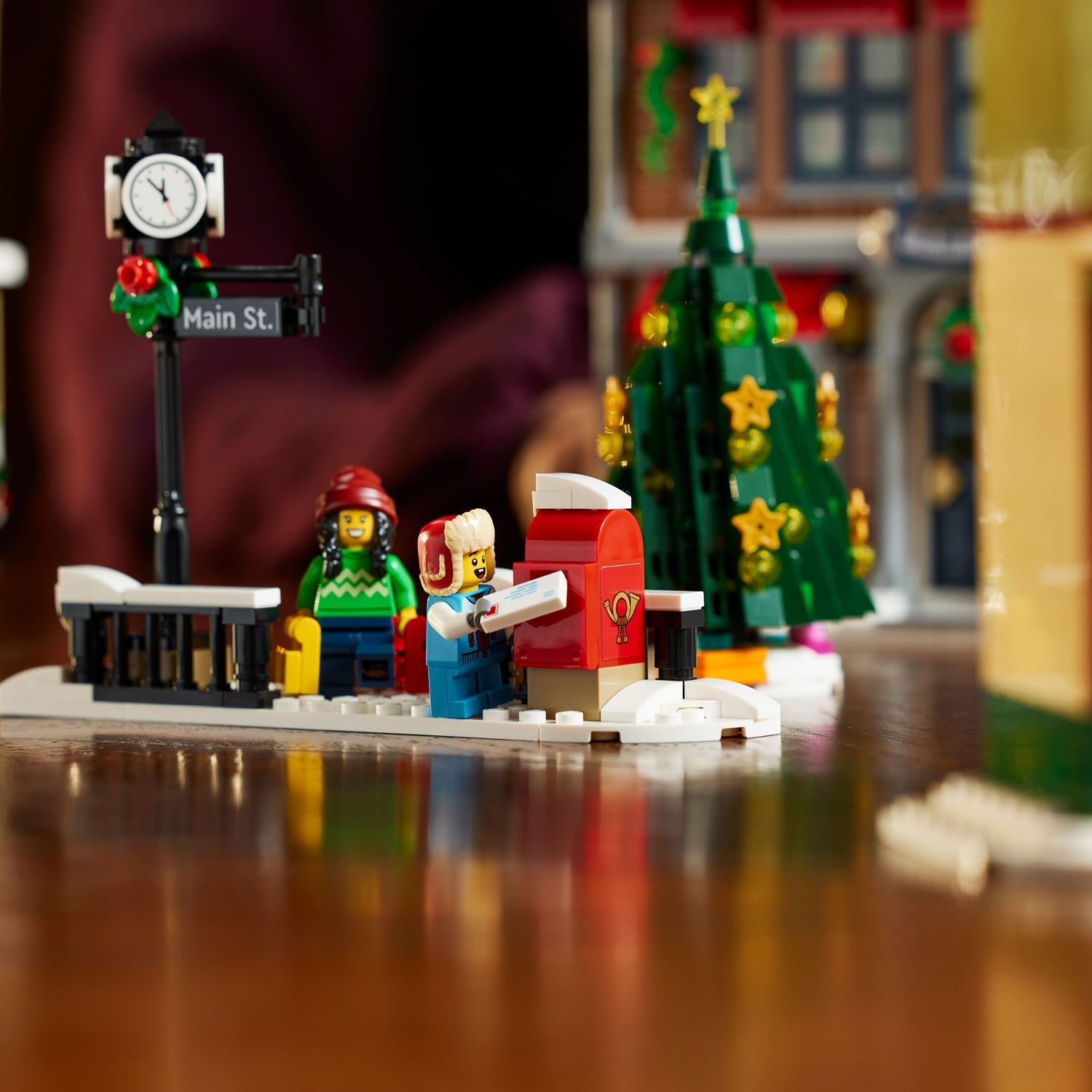 ICONS™ Holiday Main Street