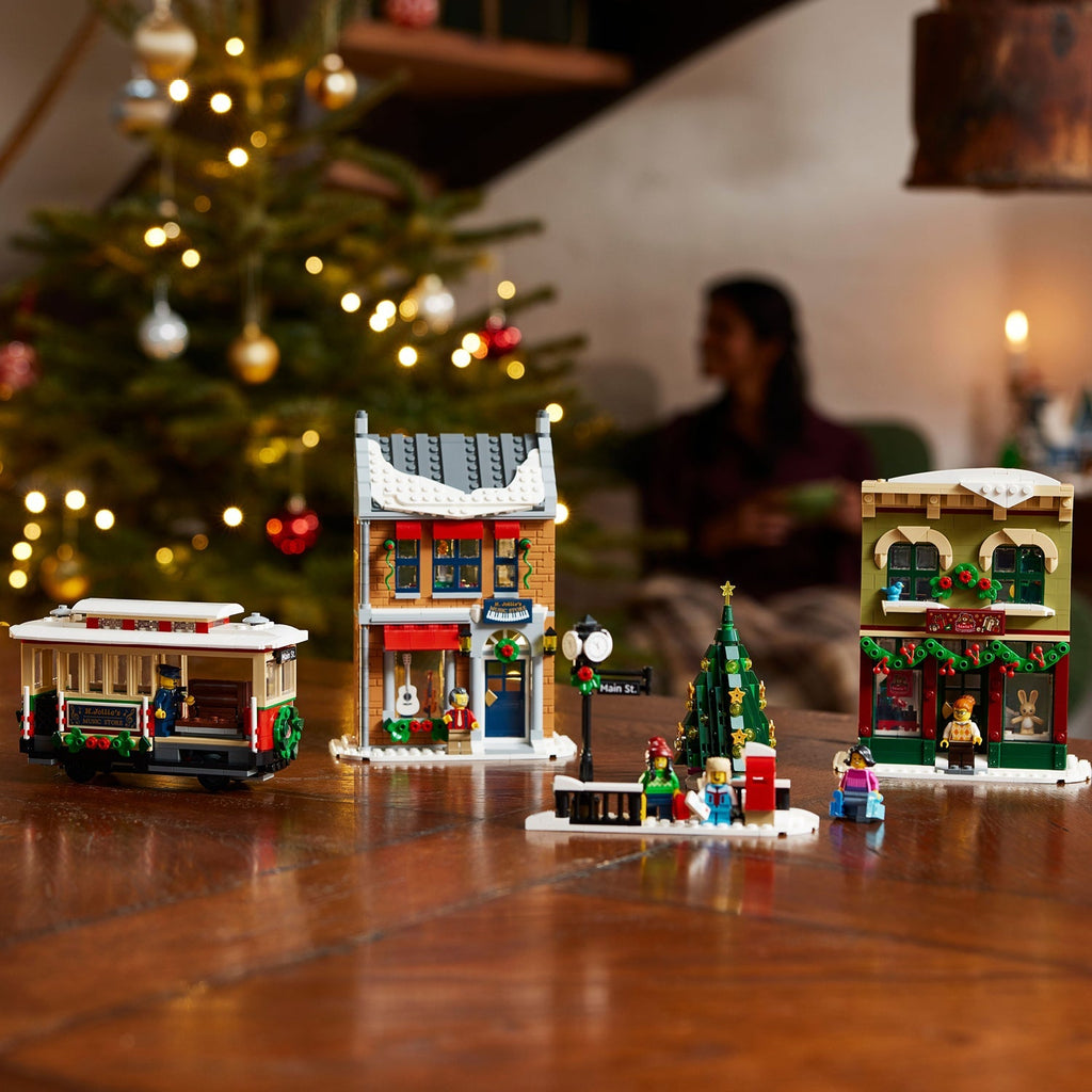 ICONS™ Holiday Main Street