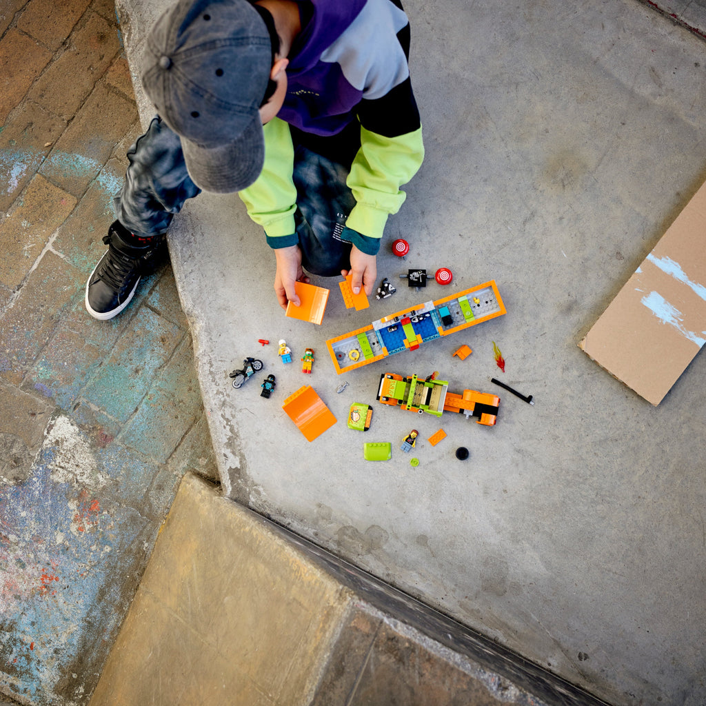 City Stunt Show Truck