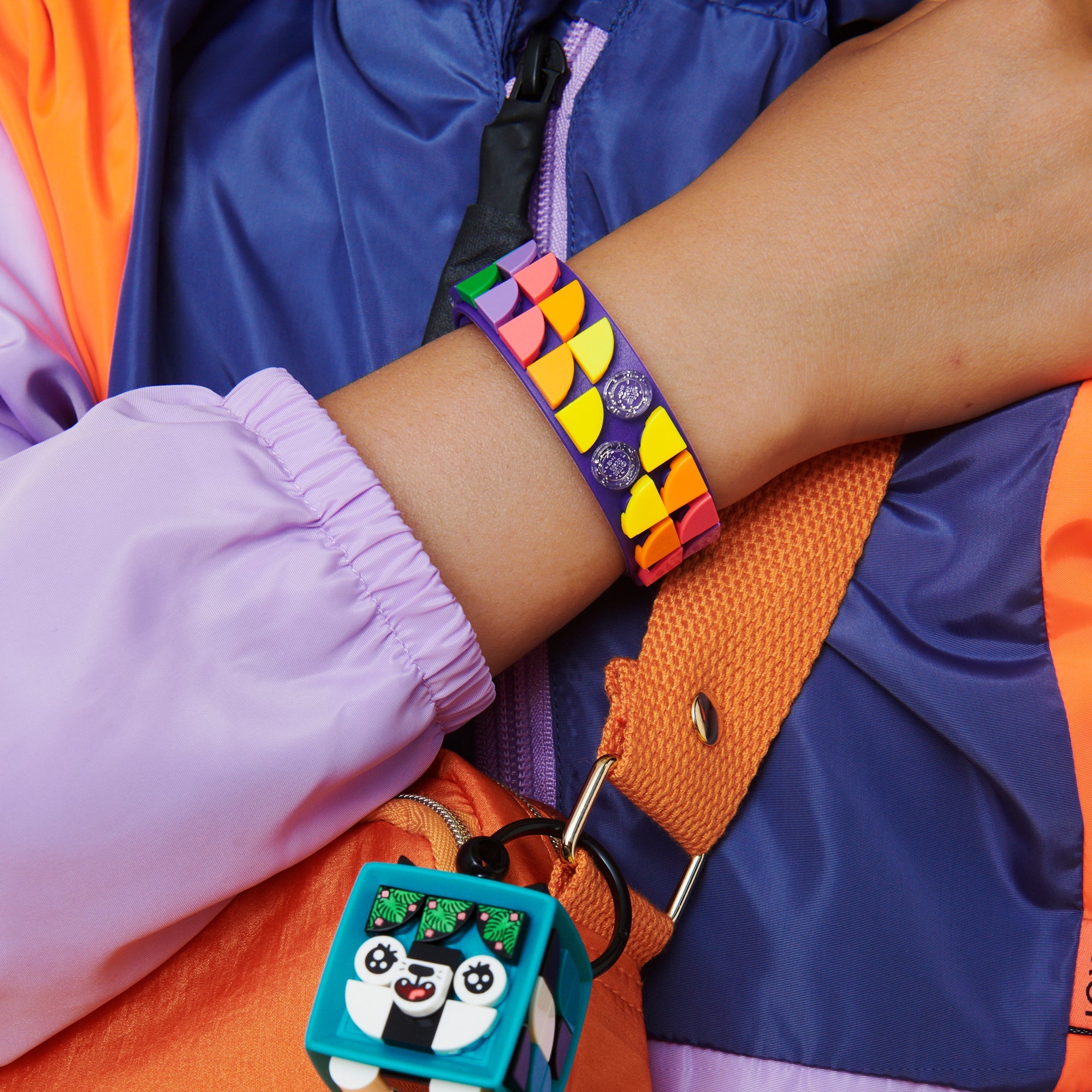 DOTS™ Neon Tiger Bracelet & Bag Tag